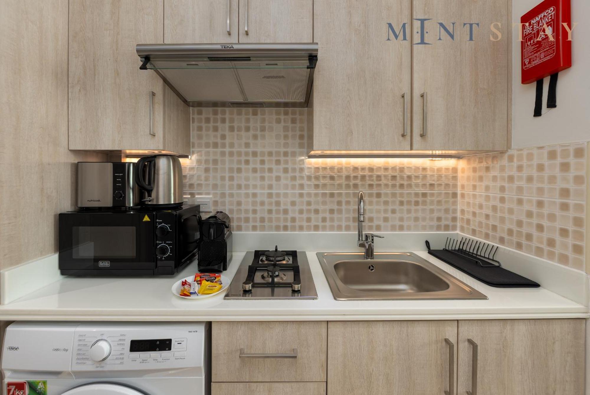 Daire Seven Palm, Palm Jumeirah - Mint *