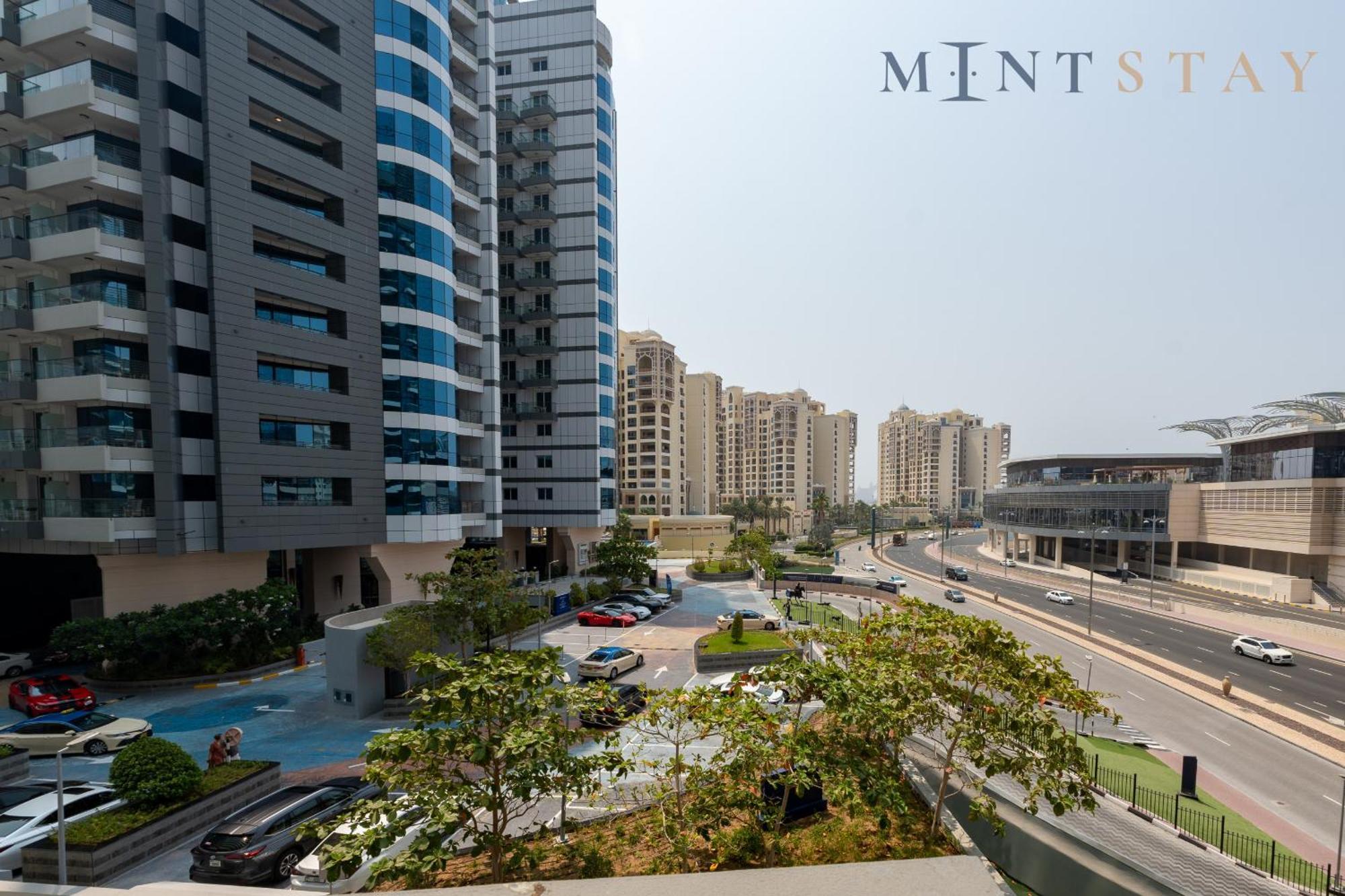 Seven Palm, Palm Jumeirah - Mint