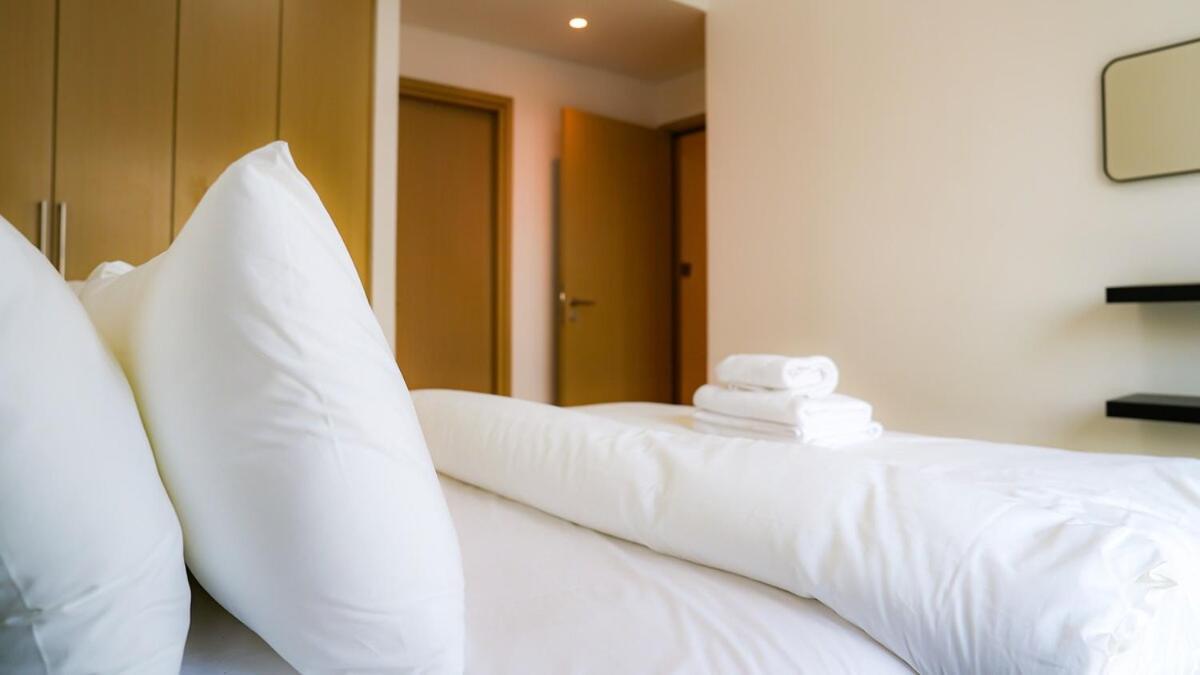 Offers For Burj Royale Condo, Close To Mall Holiday home Dubai