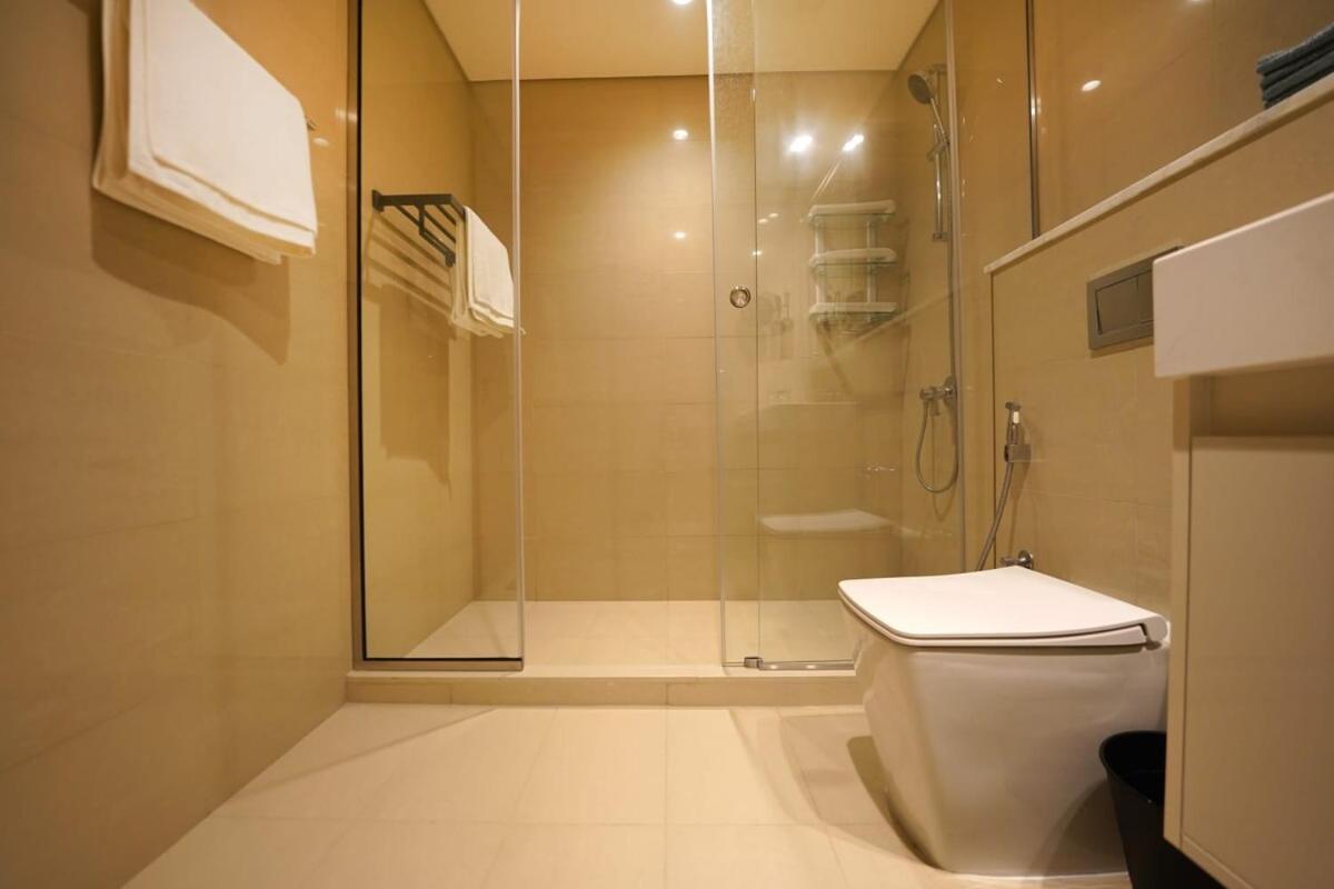 Holiday home Offers For Burj Royale Condo, Close To Mall *