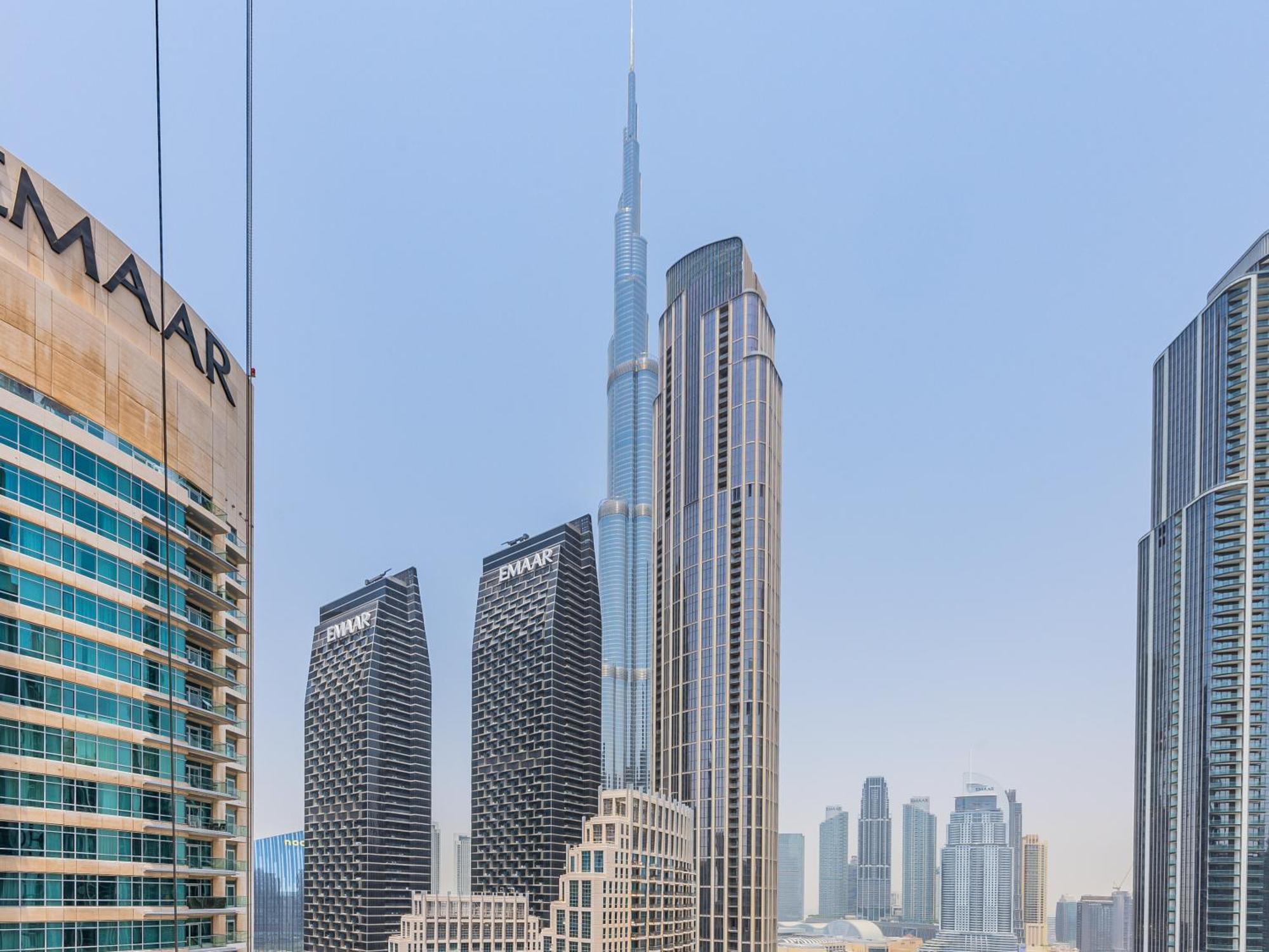 The 'paris' - Stylish 2bd With Burj View Apartment