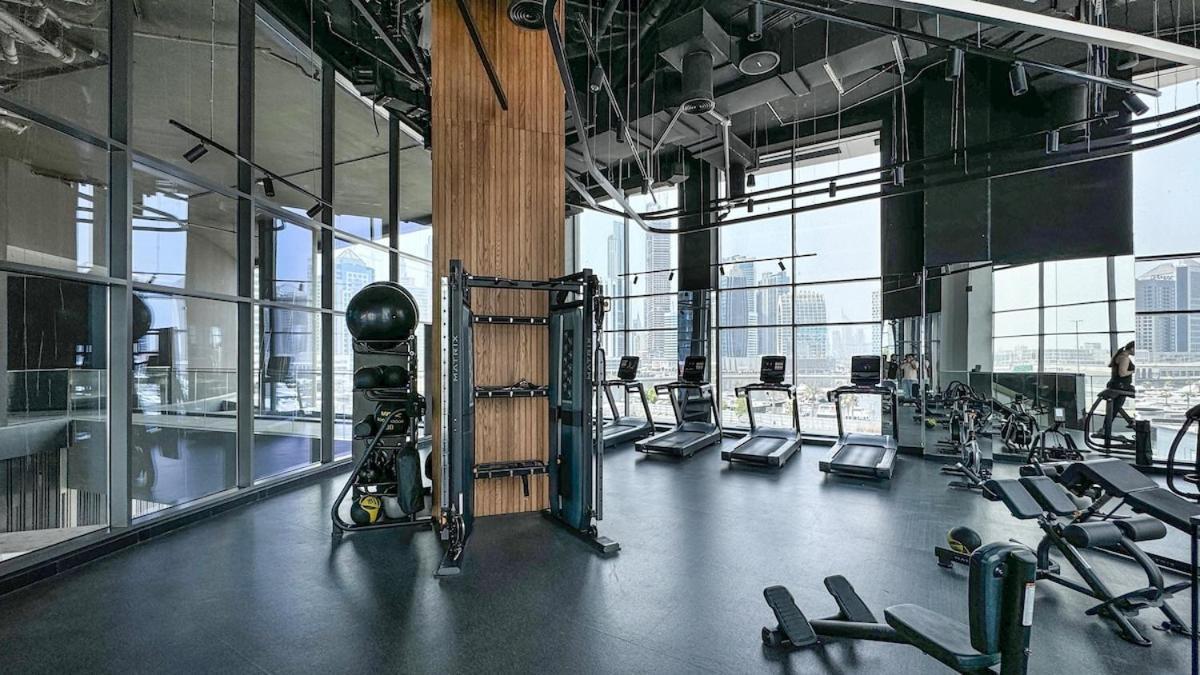 Apartment Luxury 2br Burj Khalifa And Canal View Pool Jacuzzi *
