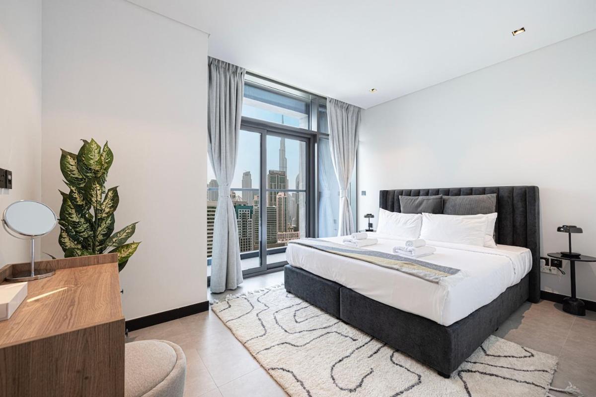 Apartment Luxury 2br Burj Khalifa And Canal View Pool Jacuzzi Dubai