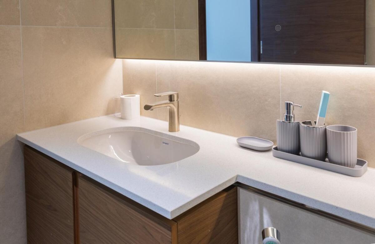 Premium Chic Fully Furnished 1 Bedroom In Sobha Hartland * Dubai