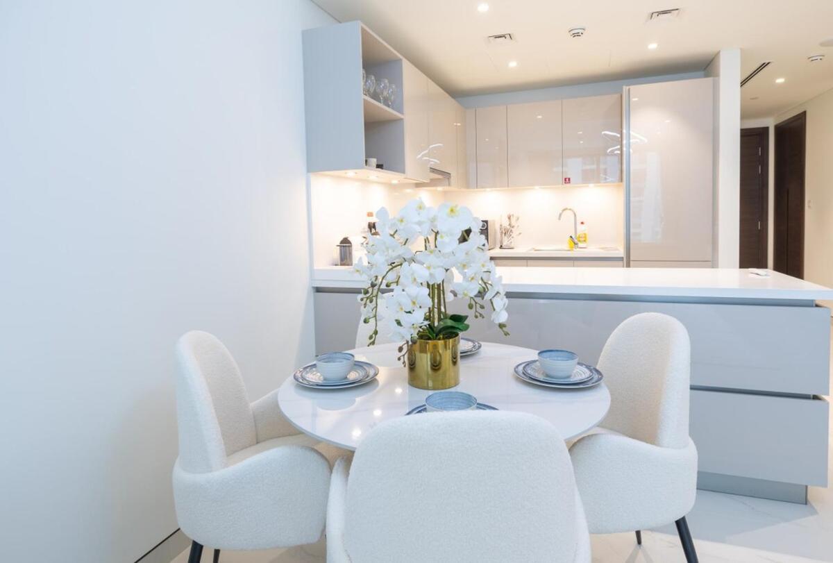 Premium Chic Fully Furnished 1 Bedroom In Sobha Hartland Apartment Dubai