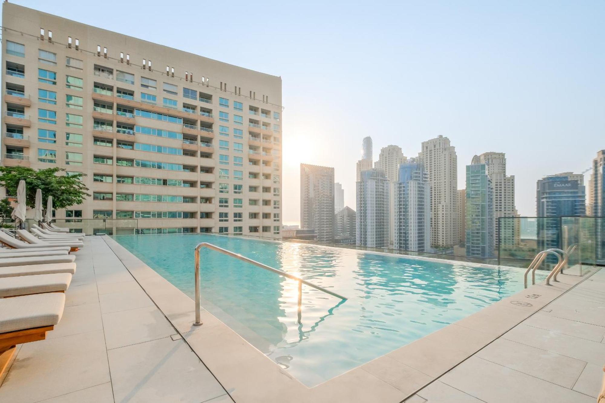 Vayk - Luxury 1 Bd With Marina Views Dubai