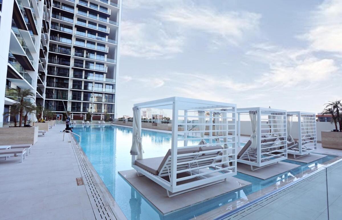 First Class 1br Modern Aesthetic Haven Apartment Dubai