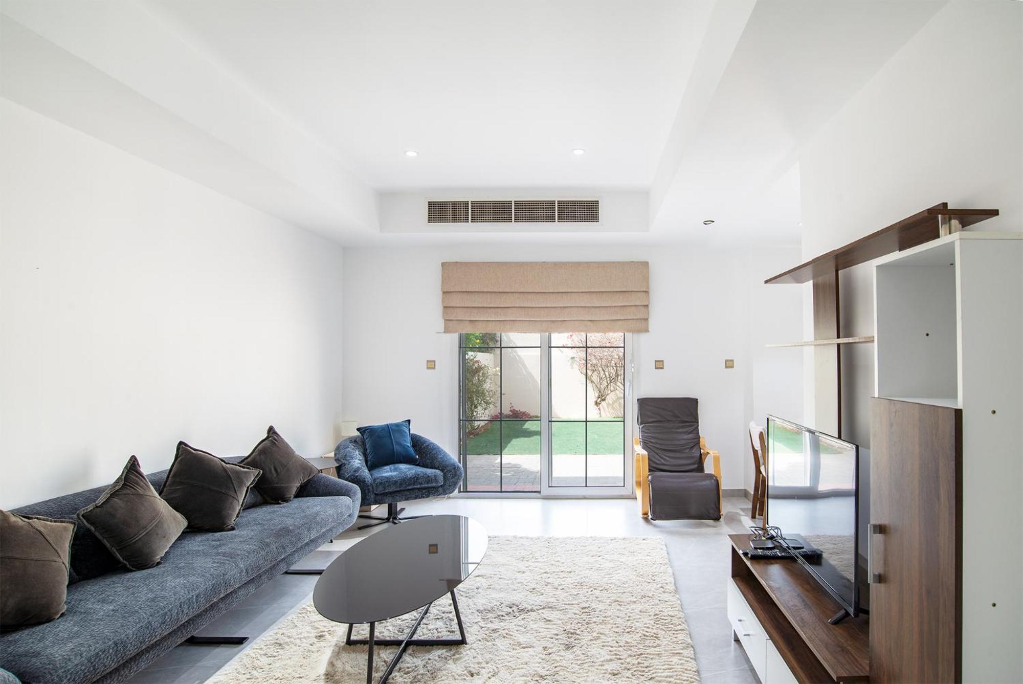 Cozy 2bhk In Springs 14 Villa *