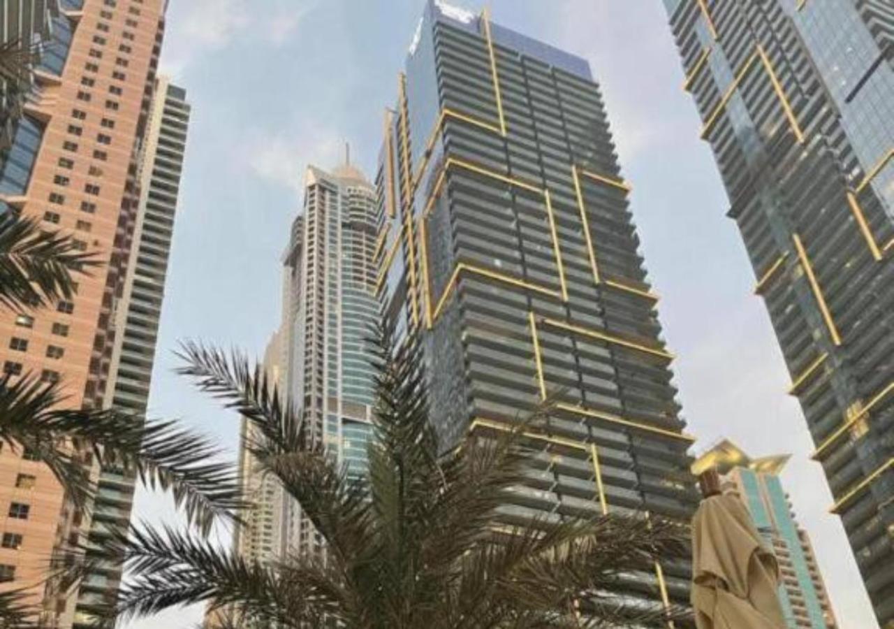 Apartment Dream - Damac Heights Fendi *