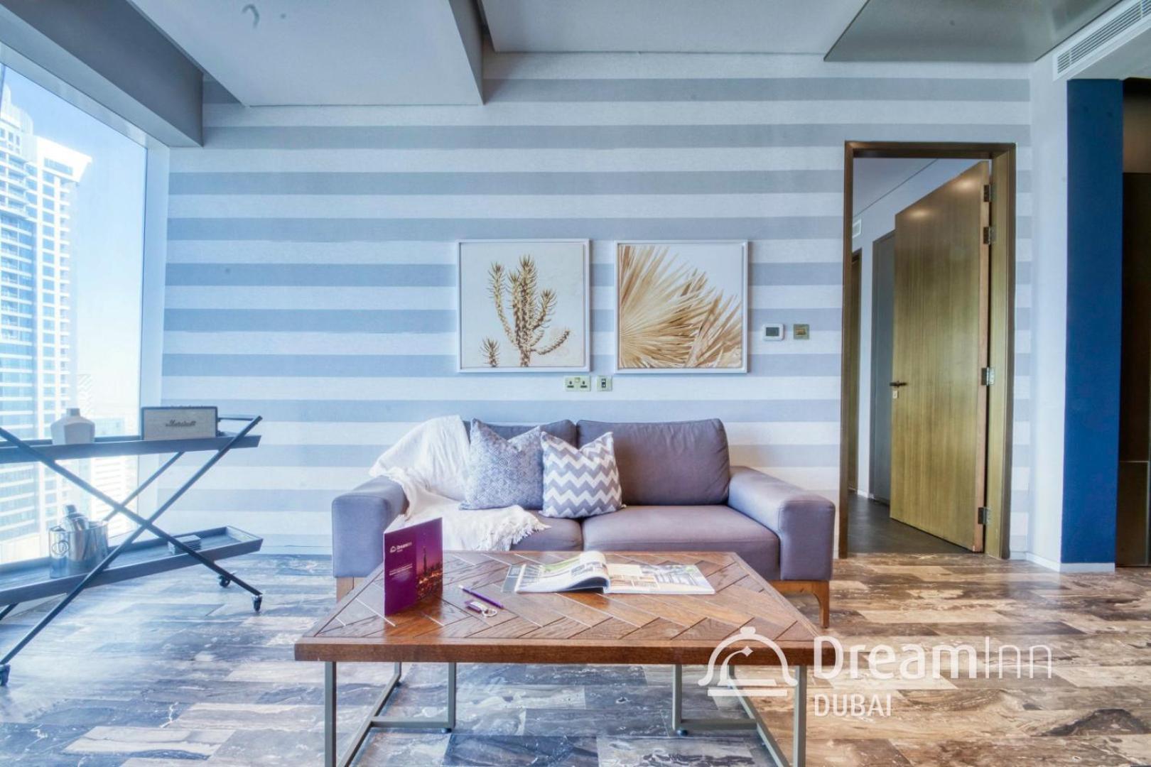 Dream - Damac Heights Fendi Apartment