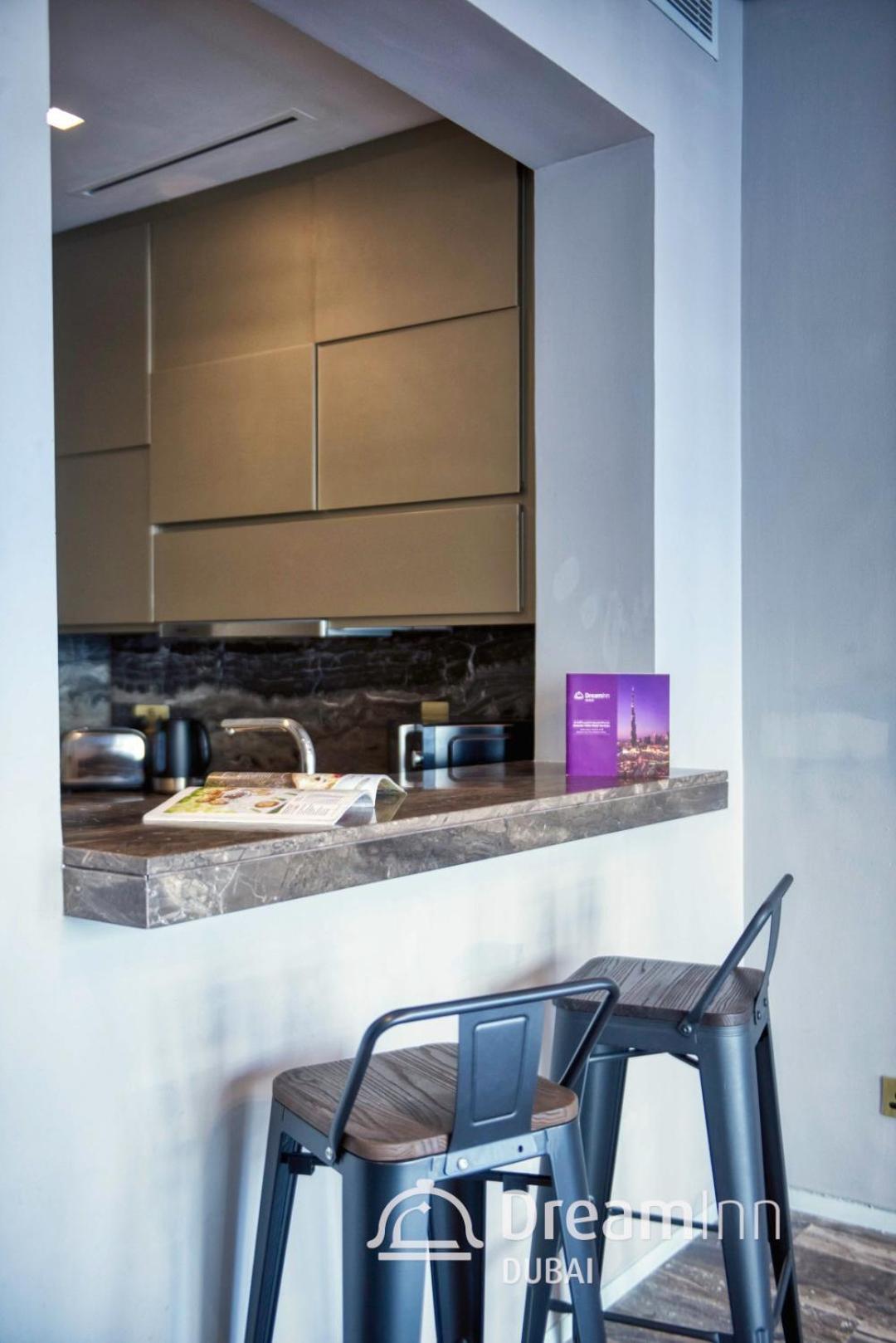 Apartment Dream - Damac Heights Fendi