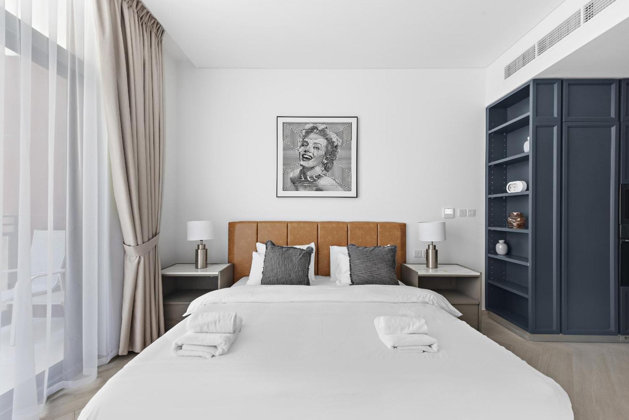 Vayk - Amazing In Sobha Hartland Apartment