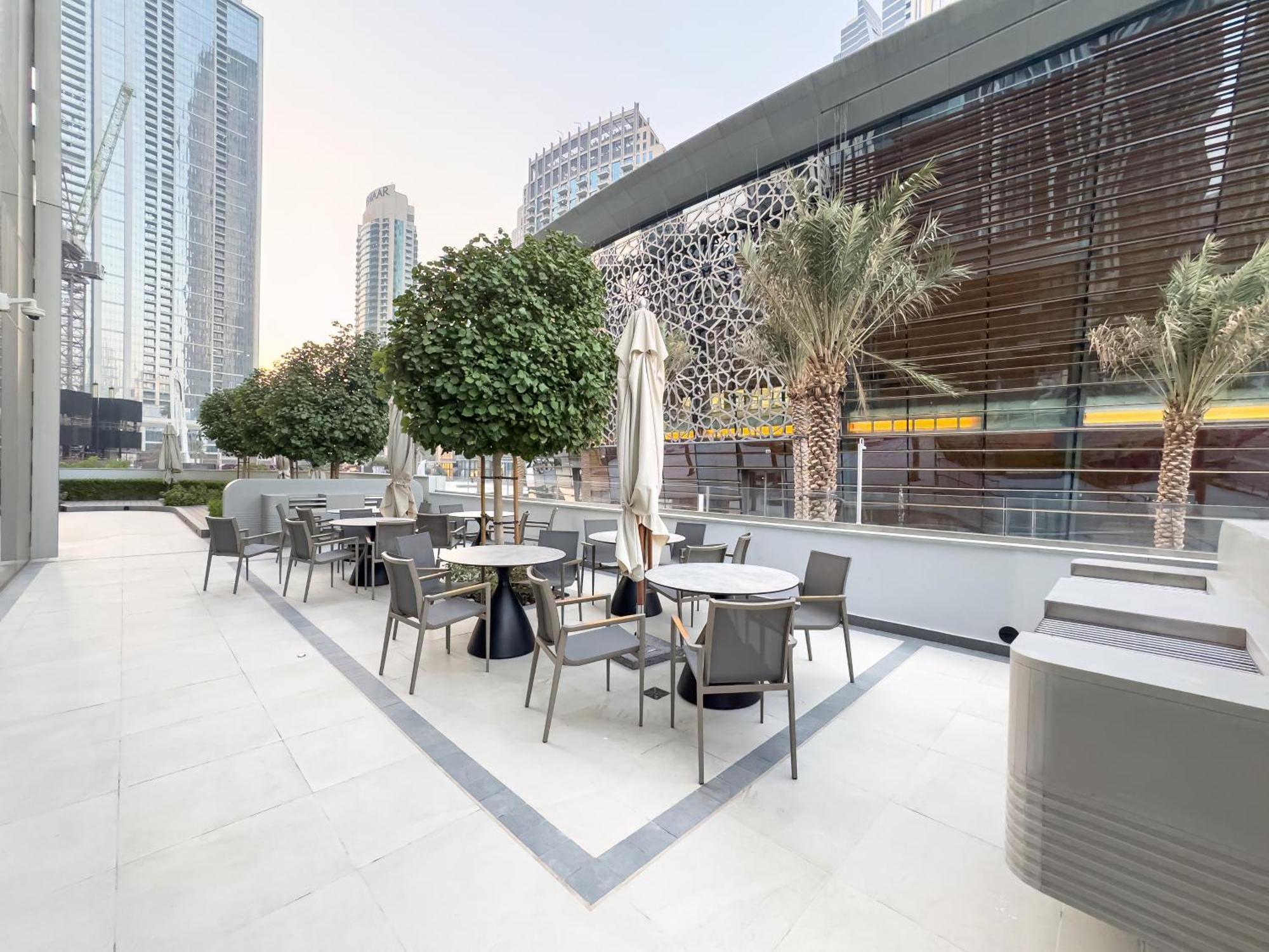 Elegant 1br I 1min Walk To Burj Khalifa & Fountain *
