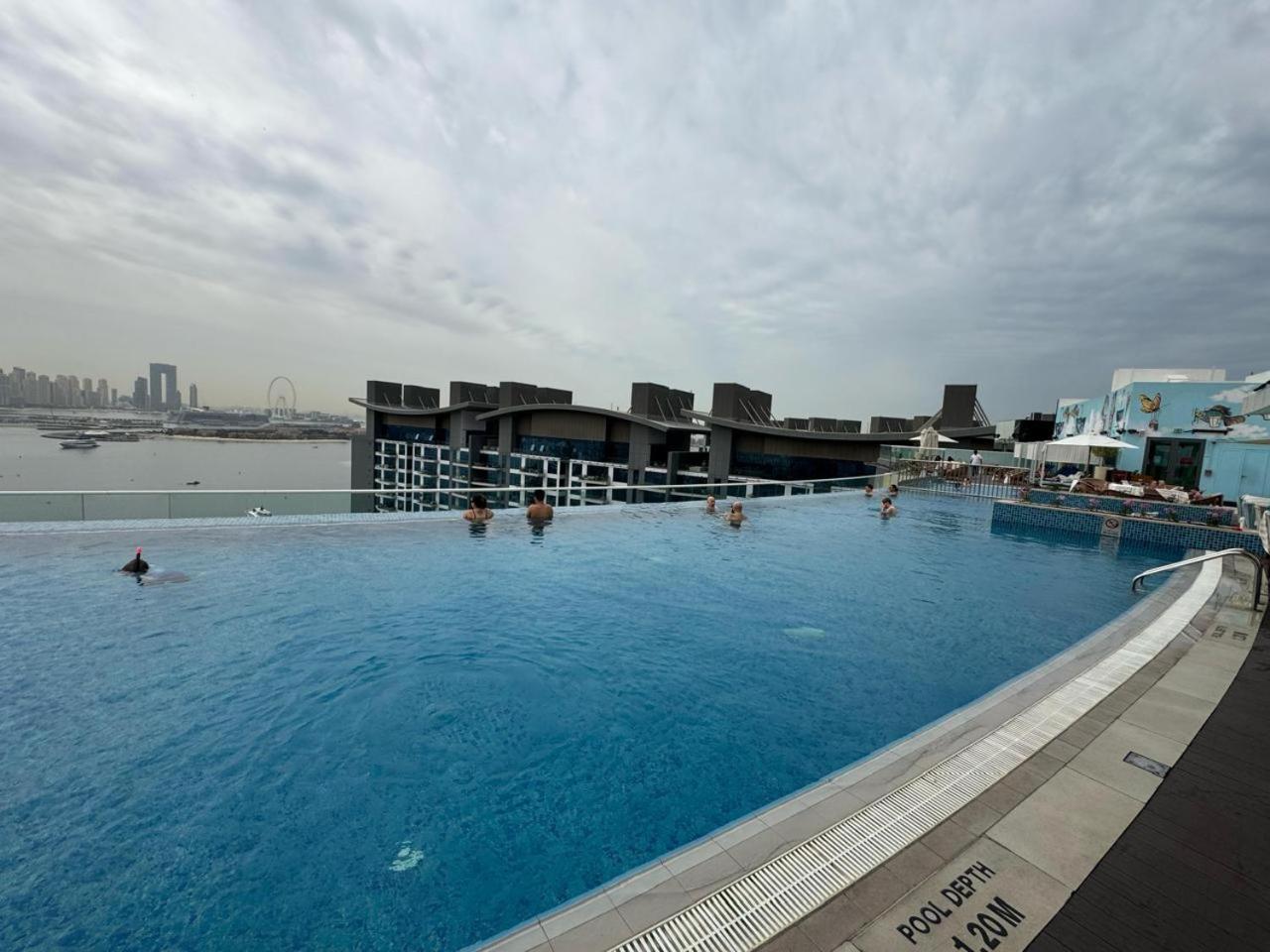 Palm Jumeirah - Free Infiniti Pool And Private * Dubai