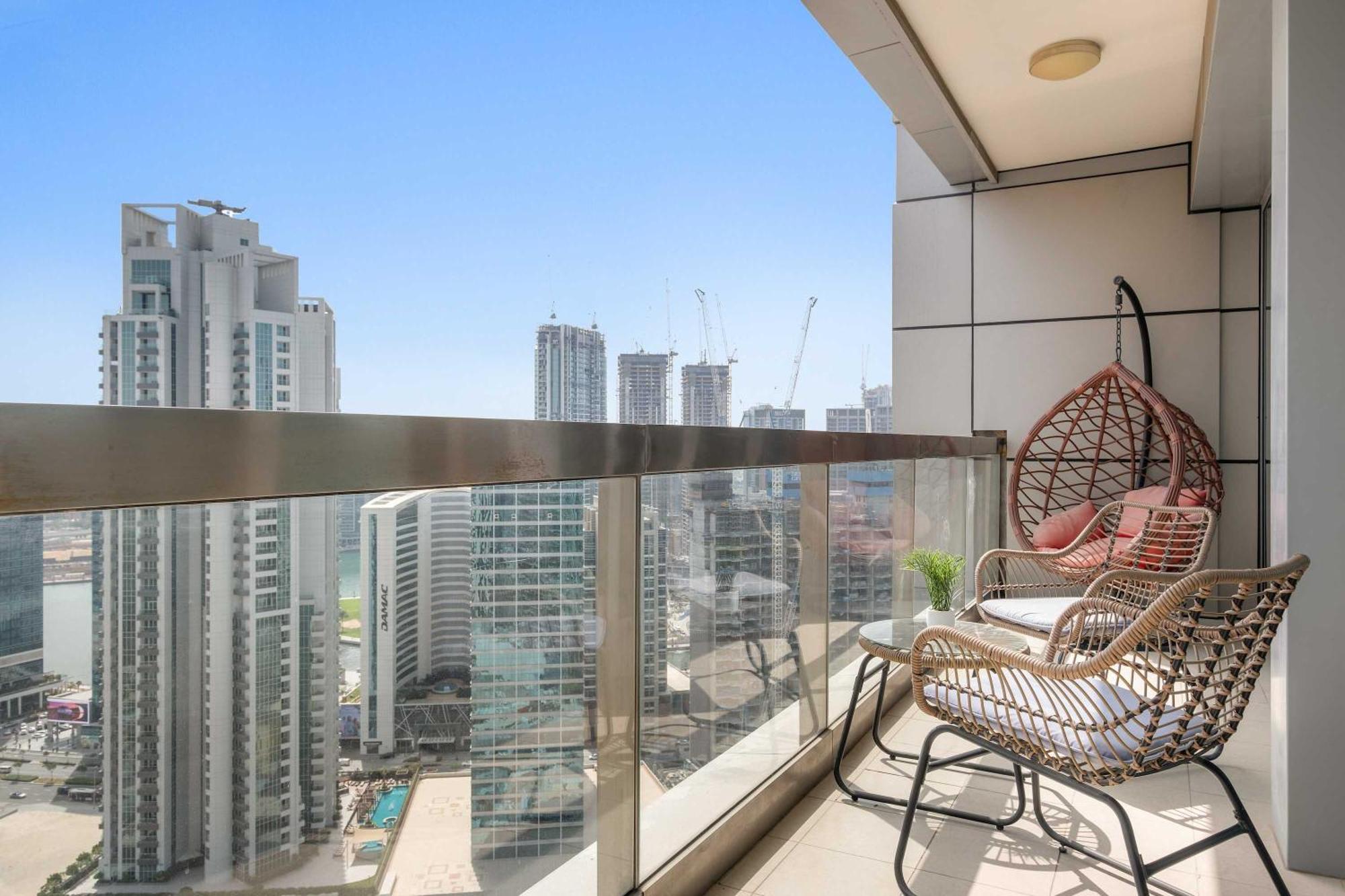 Silkhaus Premier 1br At 8 Boulevard Walk In Downtown