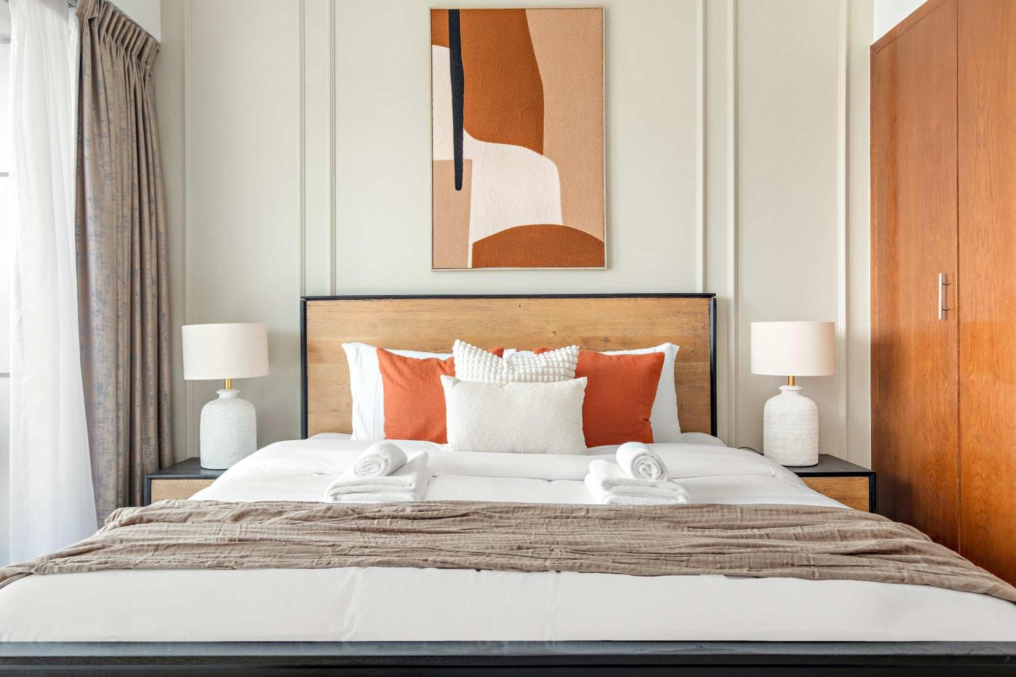 Apartment Silkhaus Premier 1br At 8 Boulevard Walk In Downtown