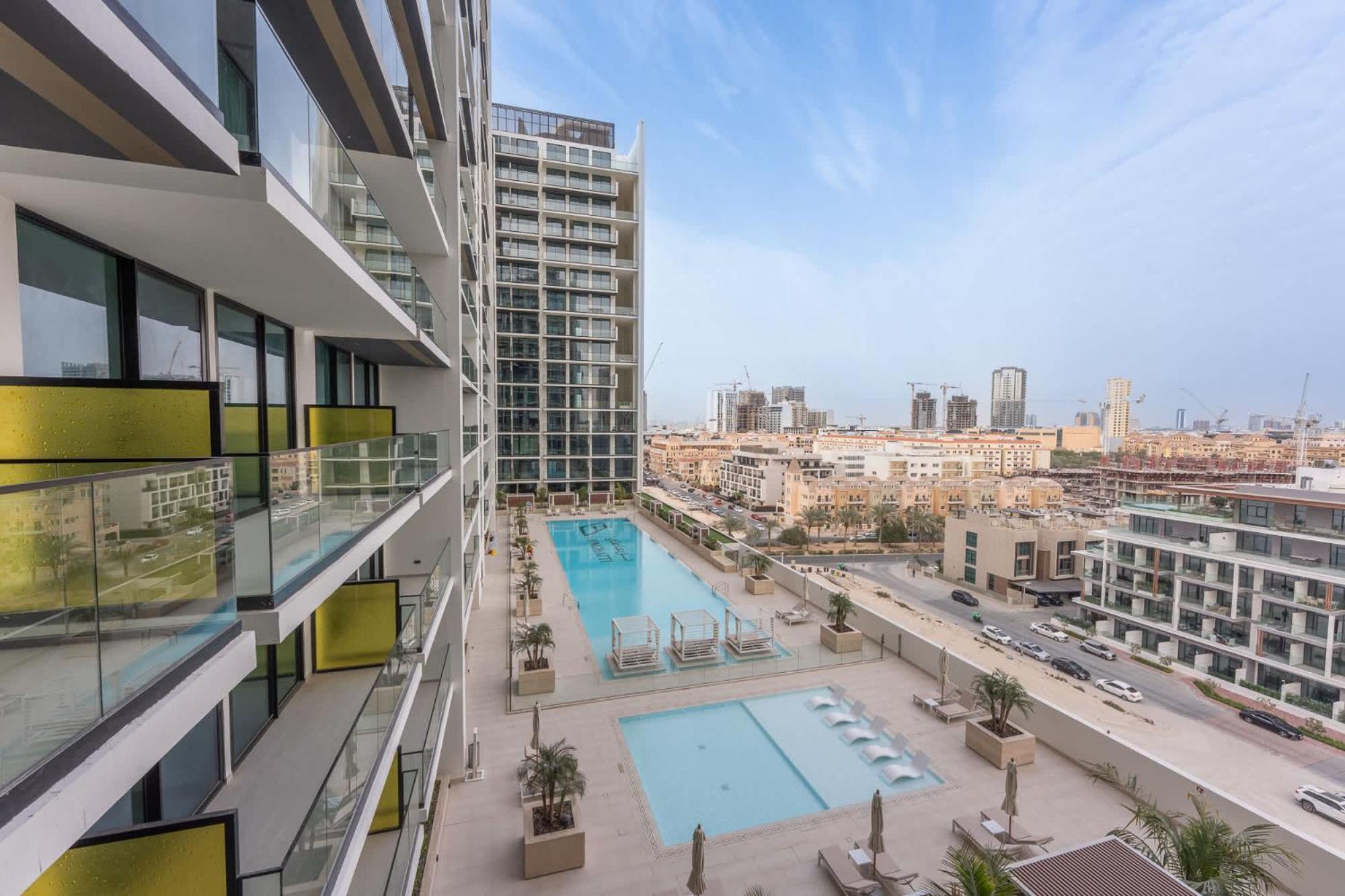 Well-furnished And Luxurious In Jvc