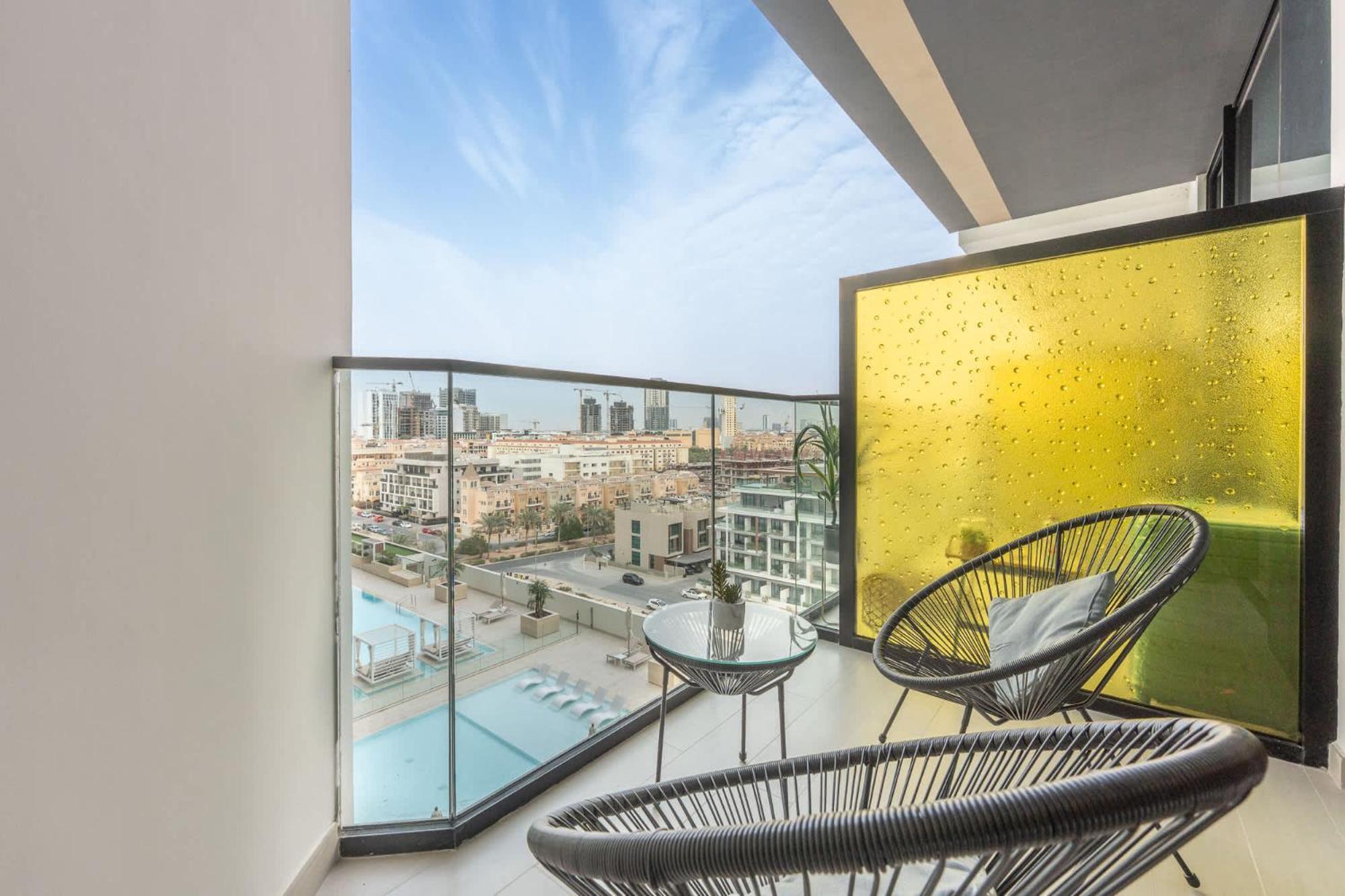 Well-furnished And Luxurious In Jvc