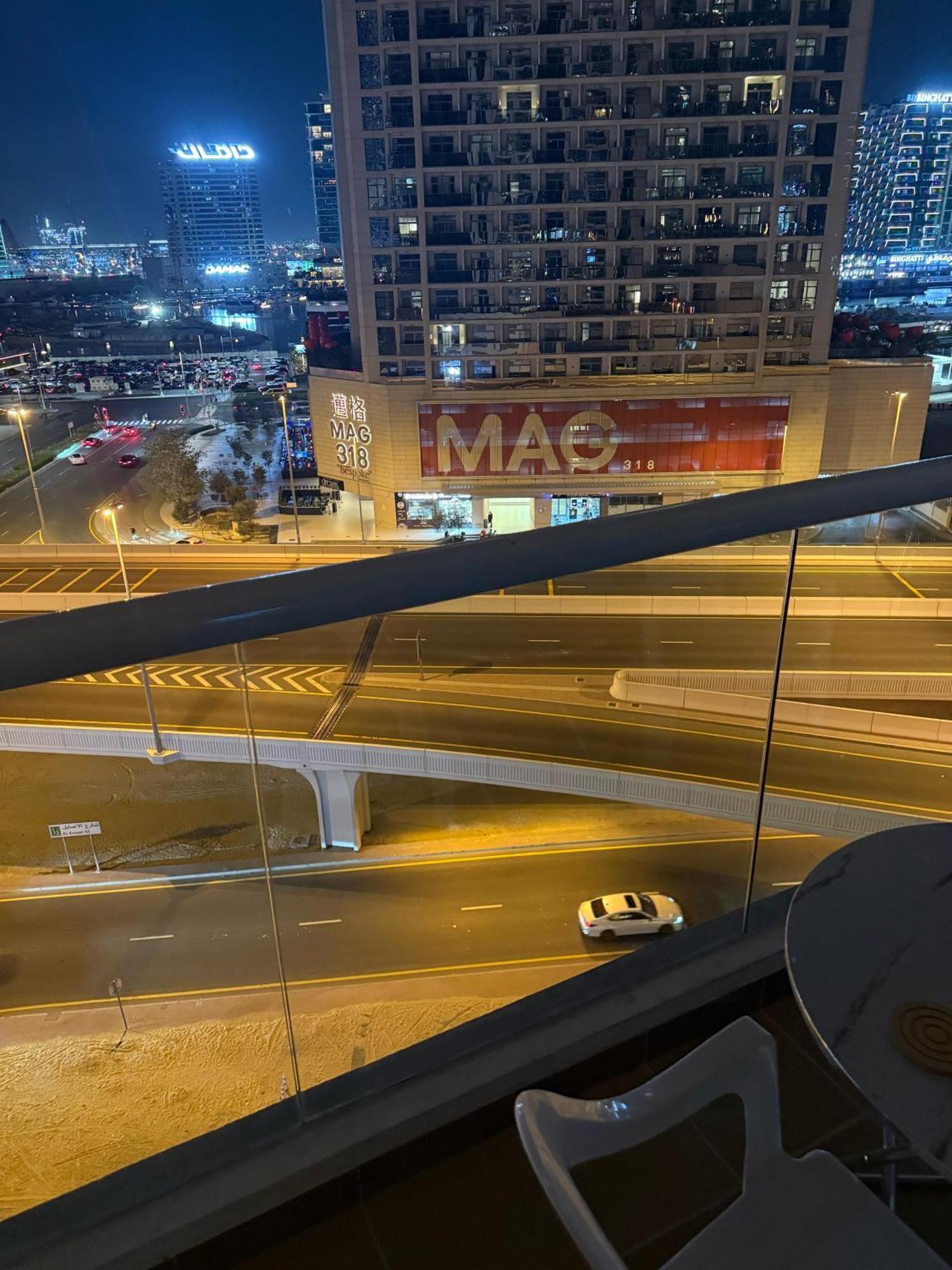 5 Min To Mall Downtown Pensão Dubai