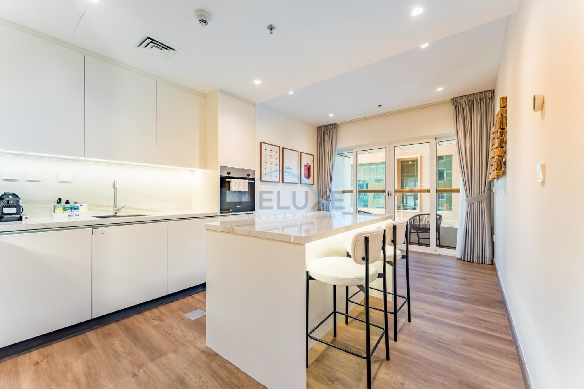 Upgraded 2br With Partial Sea And Views Near The Beach, Elite Residence, Marina By Deluxe Homes Apartment *