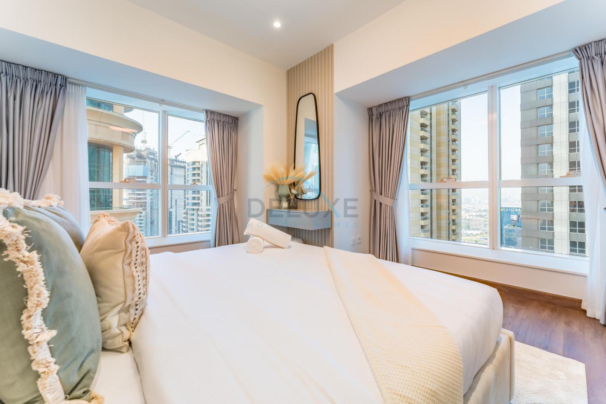 Upgraded 2br With Partial Sea And Views Near The Beach, Elite Residence, Marina By Deluxe Homes Apartment *