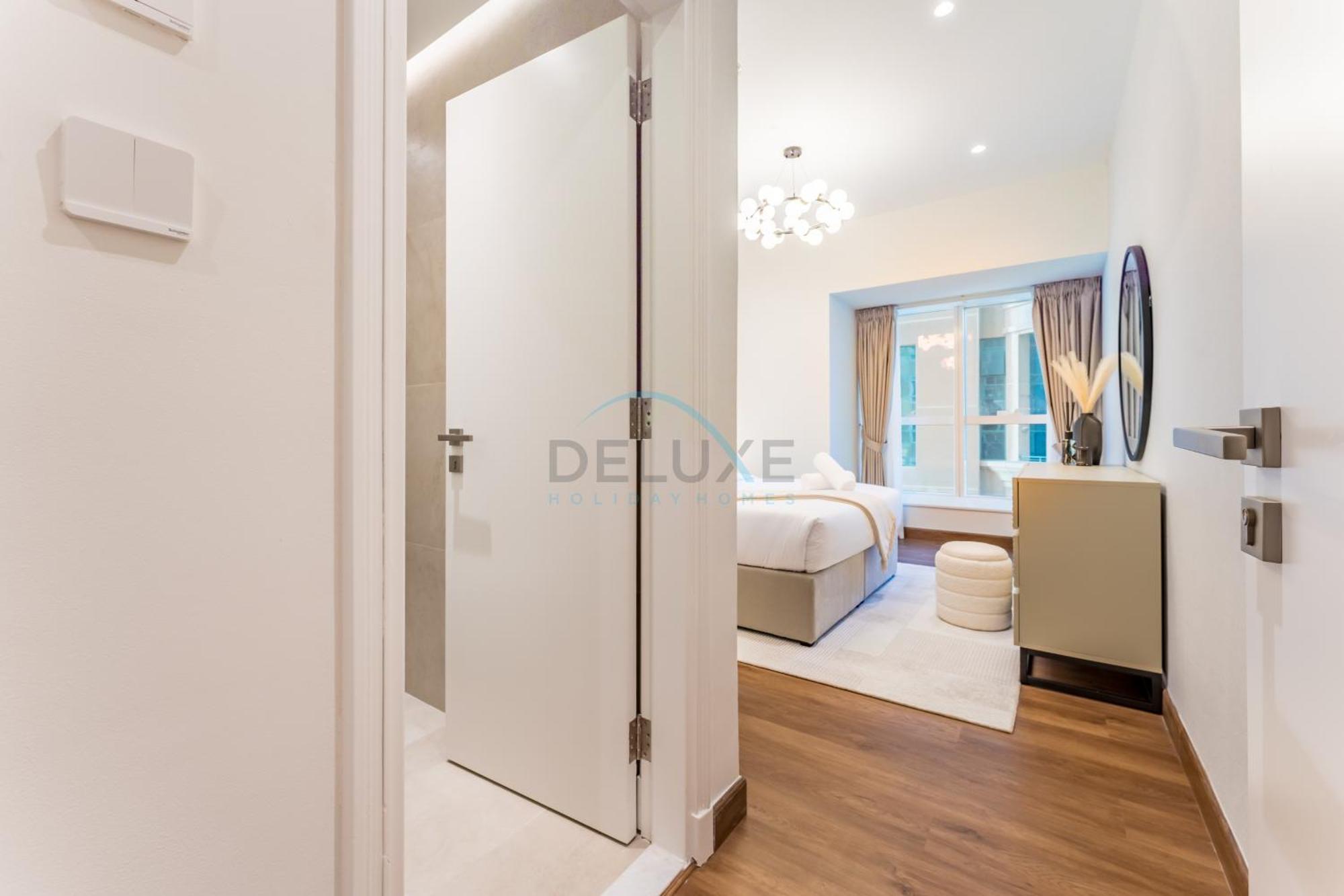 Upgraded 2br With Partial Sea And Views Near The Beach, Elite Residence, Marina By Deluxe Homes Apartment *