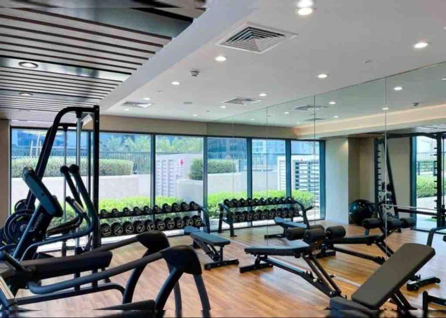 Luxury Business Bay Z Tower Apartment *