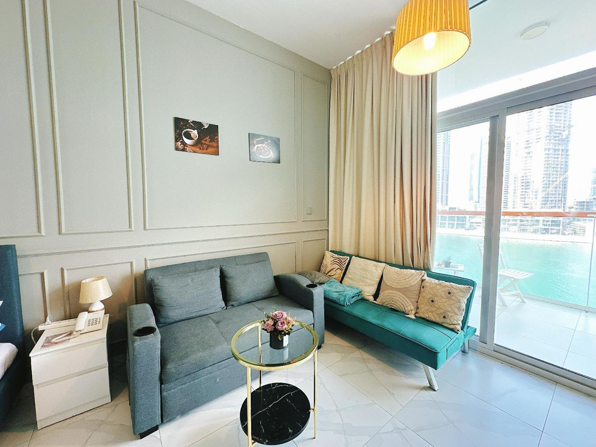 Luxury Oasis - Burj Khalifa Views *