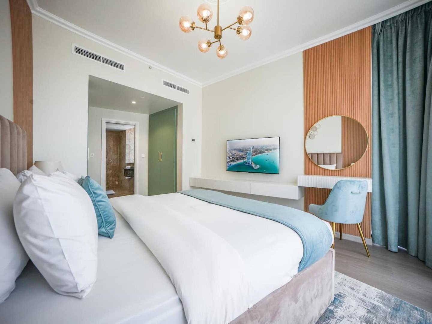 Deluxe 3 Bedroom With Marina & Sea View Daire Dubai