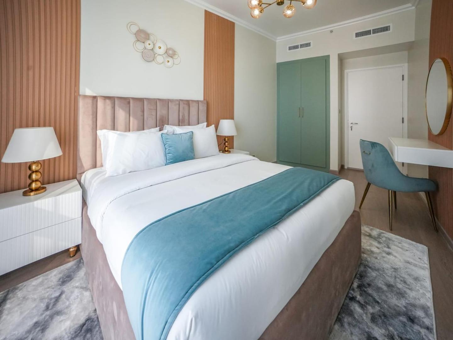 Deluxe 3 Bedroom With Marina & Sea View Daire Dubai