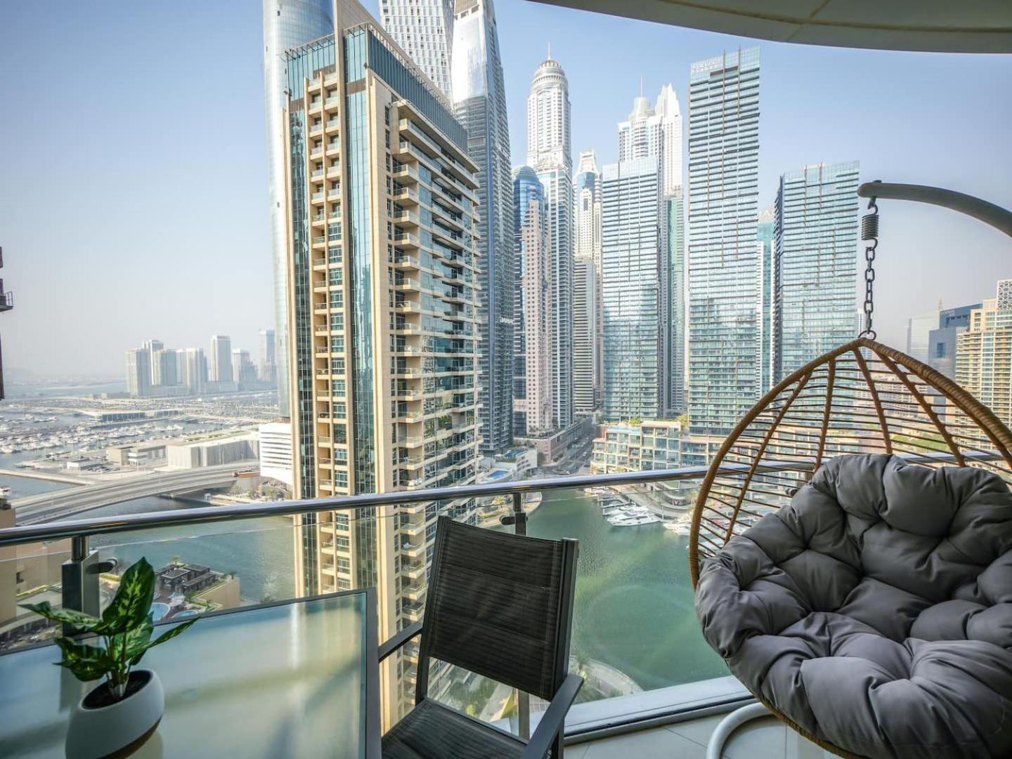 Deluxe 3 Bedroom With Marina & Sea View Daire