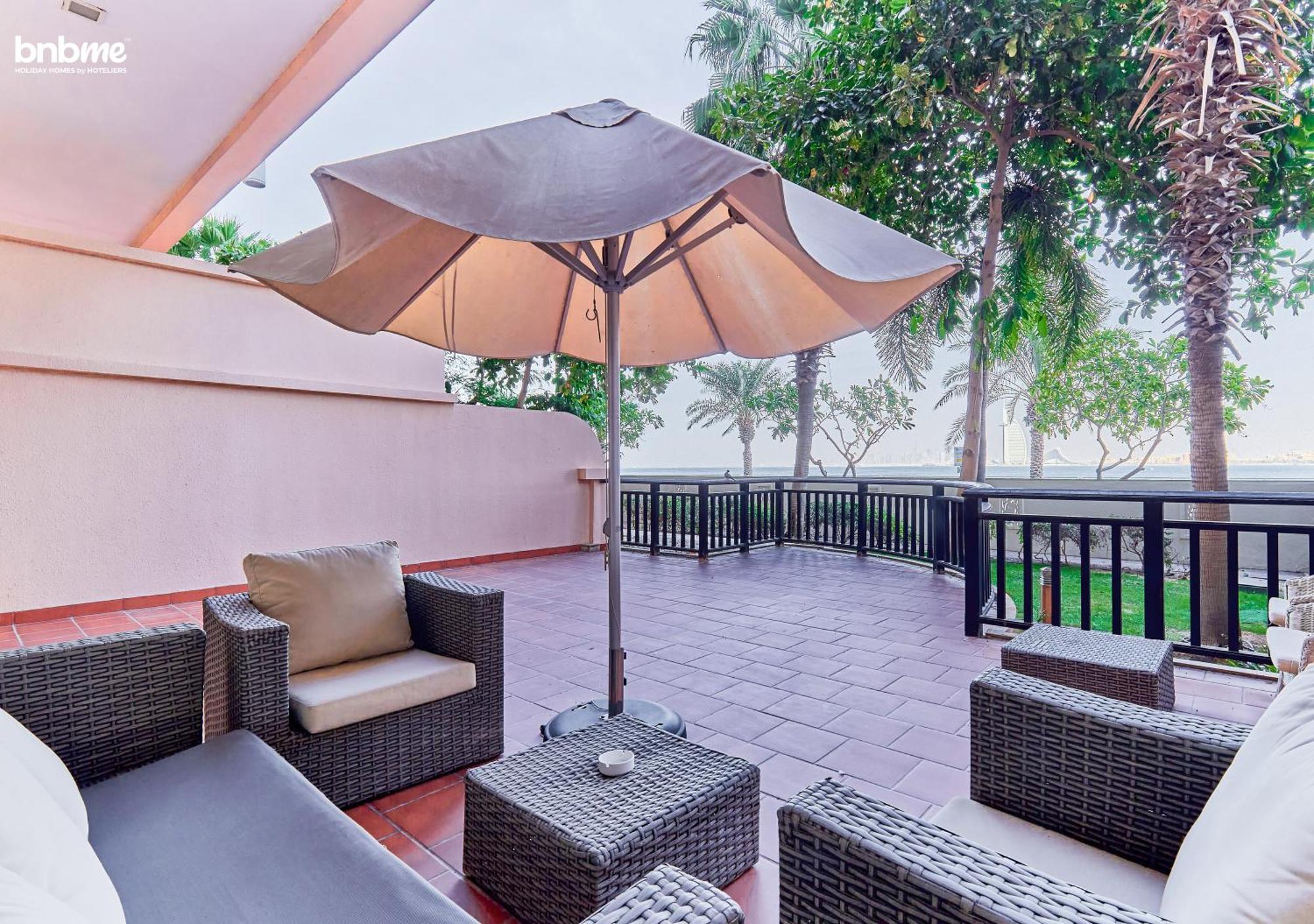 Apartment Bnbmehomes Style Living With Access Dubai
