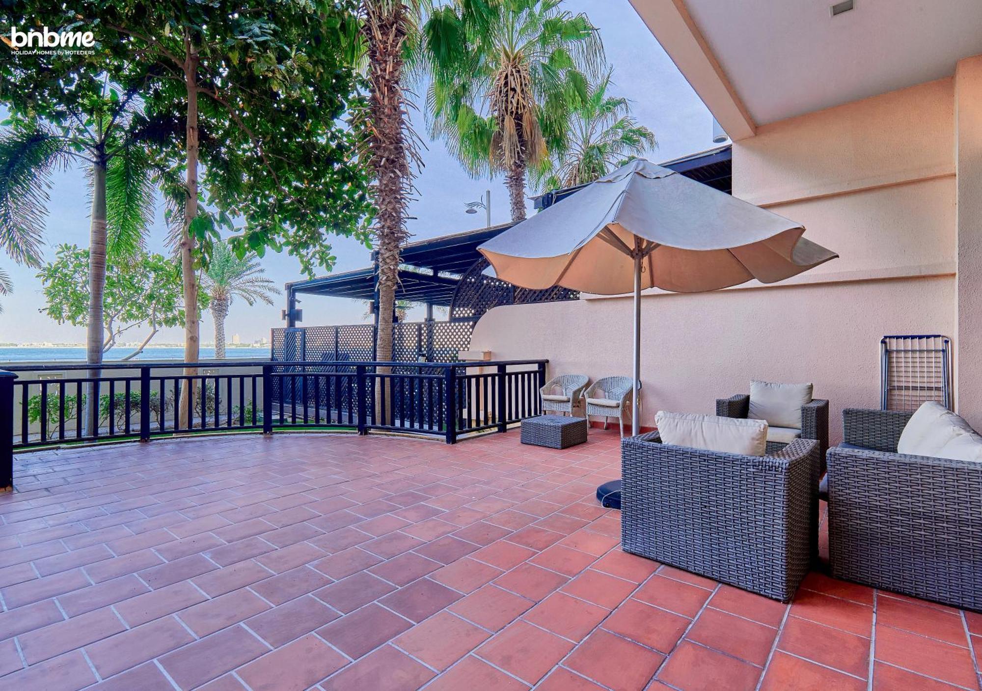 Apartment Bnbmehomes Style Living With Access Dubai