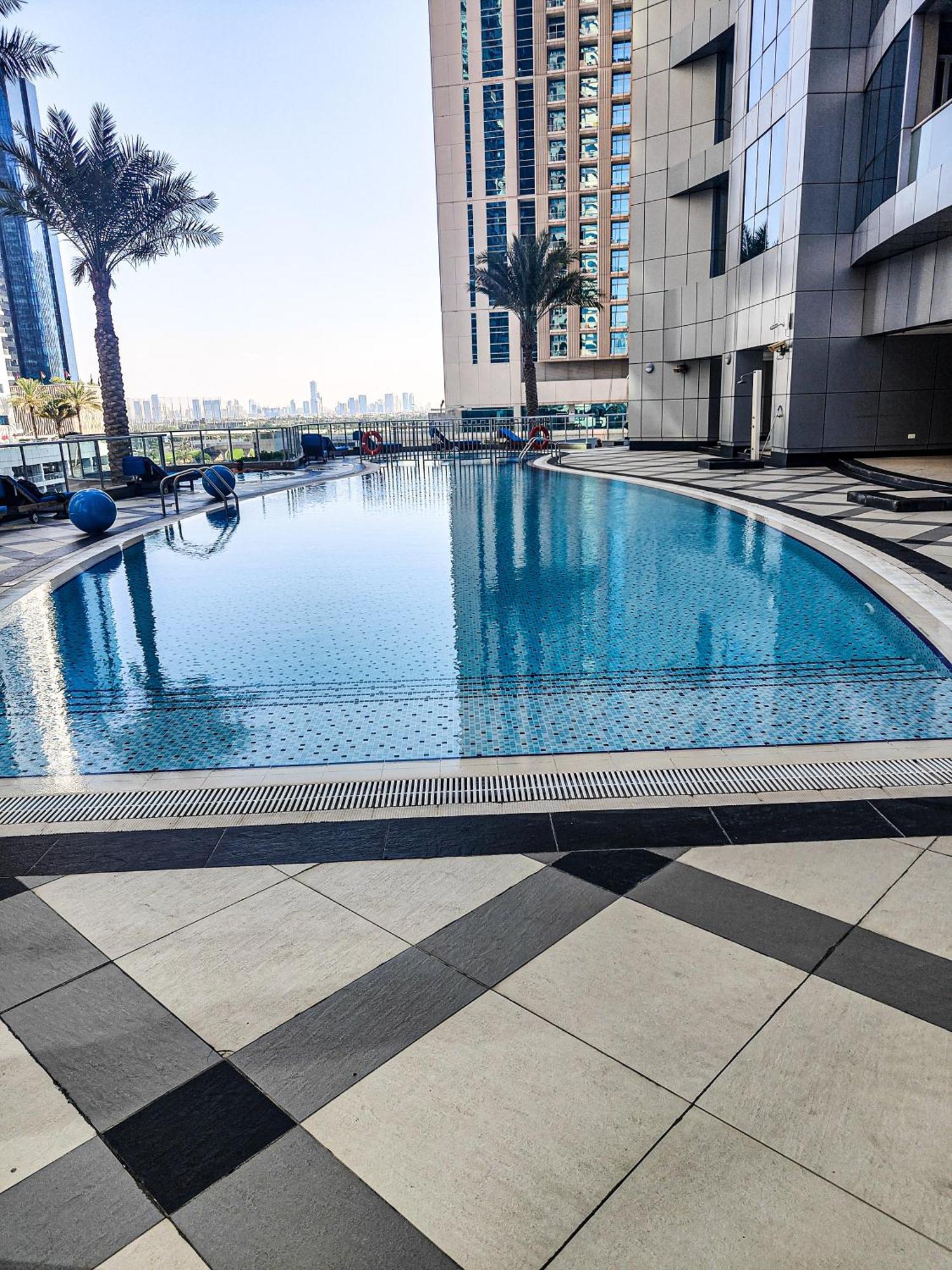 Apartment The Torch Tower- Marina - Immaculate One Bedroom
