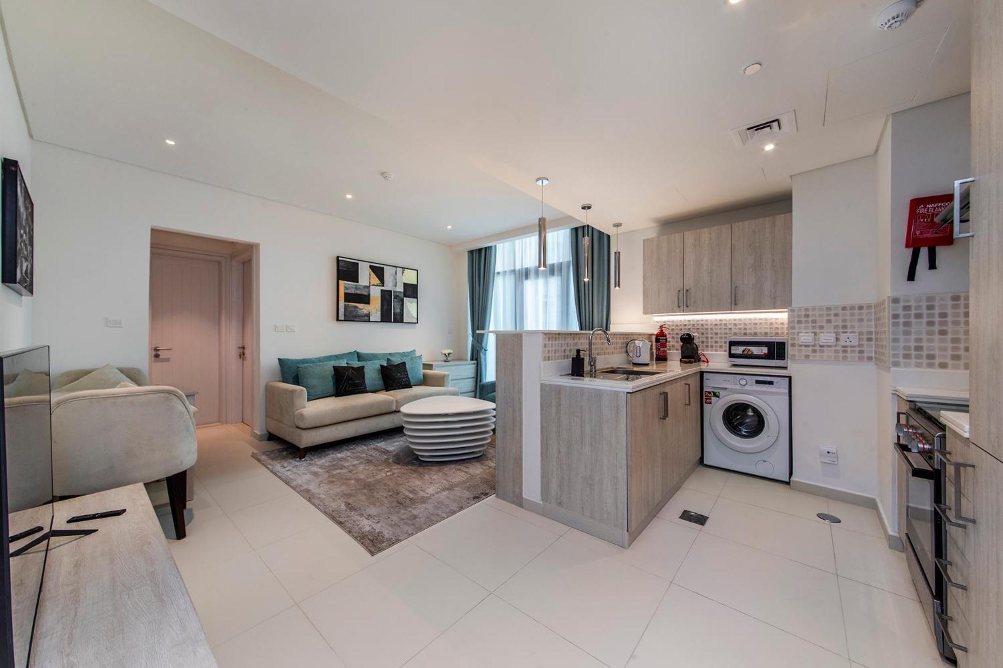 Beautiful Seven Palm Apartment *