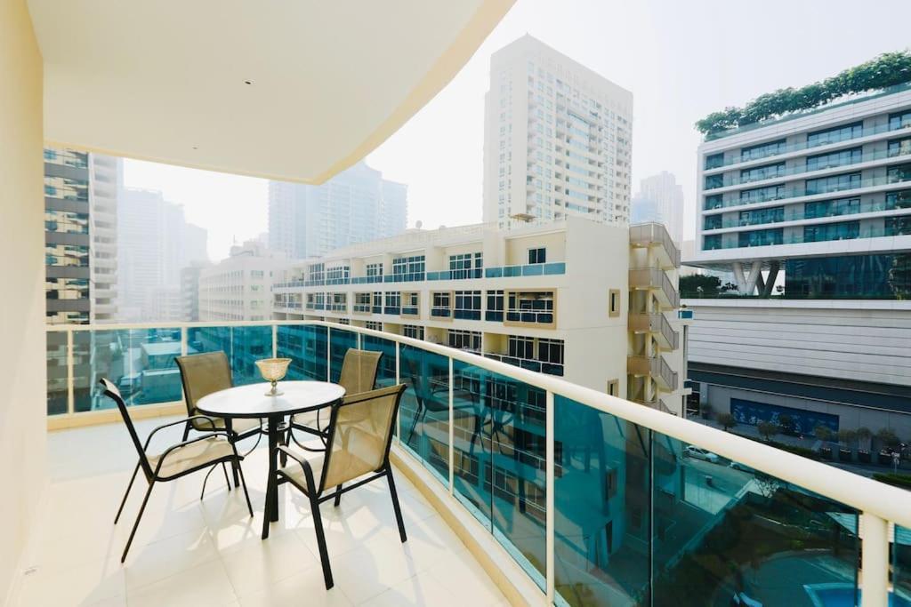 3 Bedroom Luxury Near Jbr Beach Apartment Dubai