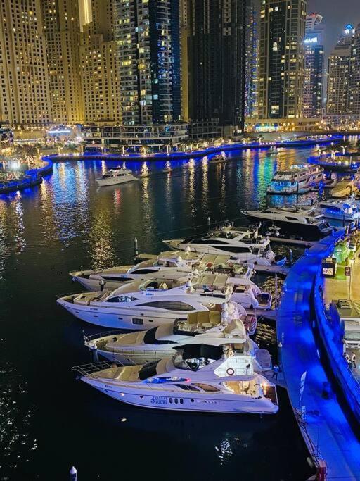 3 Bedroom Luxury Near Jbr Beach Apartment *