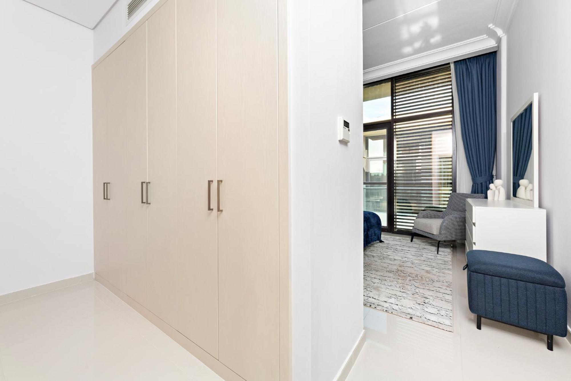 Stonetree - The Modern Family Friendly Pousada Dubai