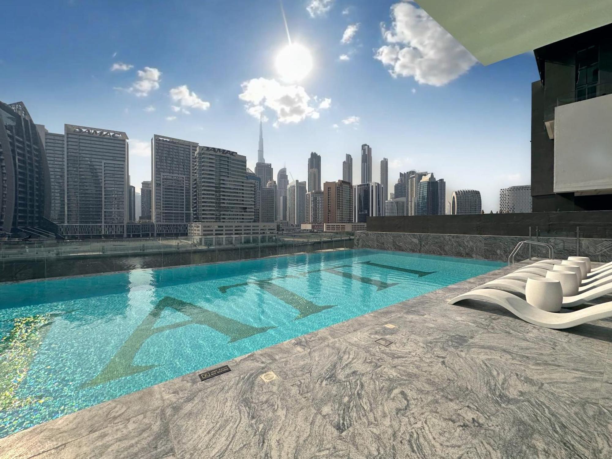 Trophy - Rustic Burj Khalifa View. Apartamento
