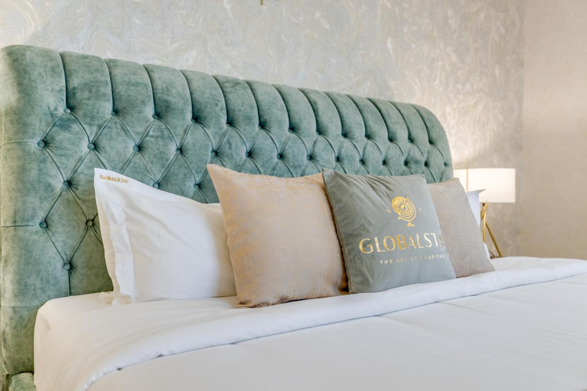 Globalstay. Modern Steps To Jbr Apartment