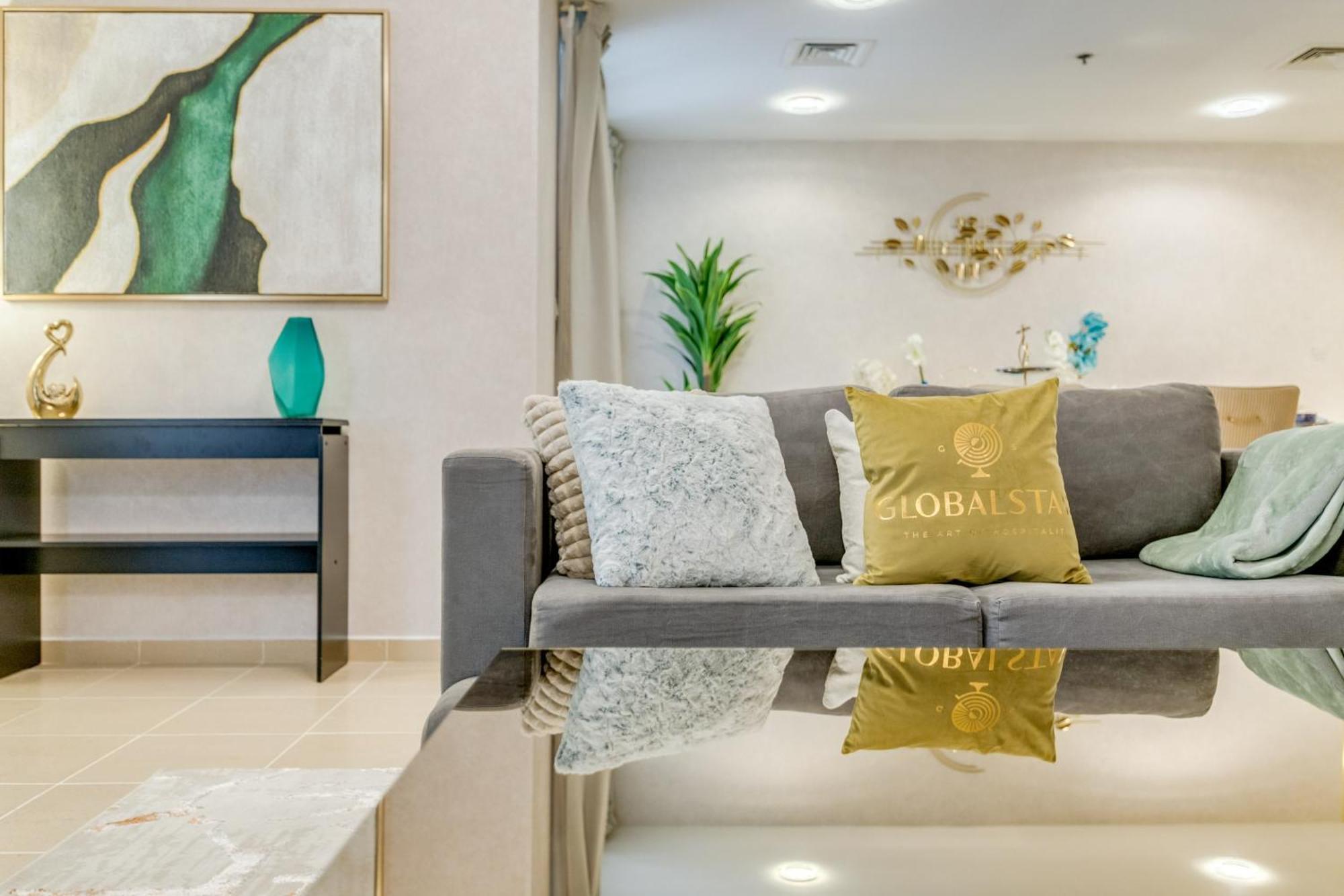 Apartment Globalstay. Modern Steps To Jbr Dubai