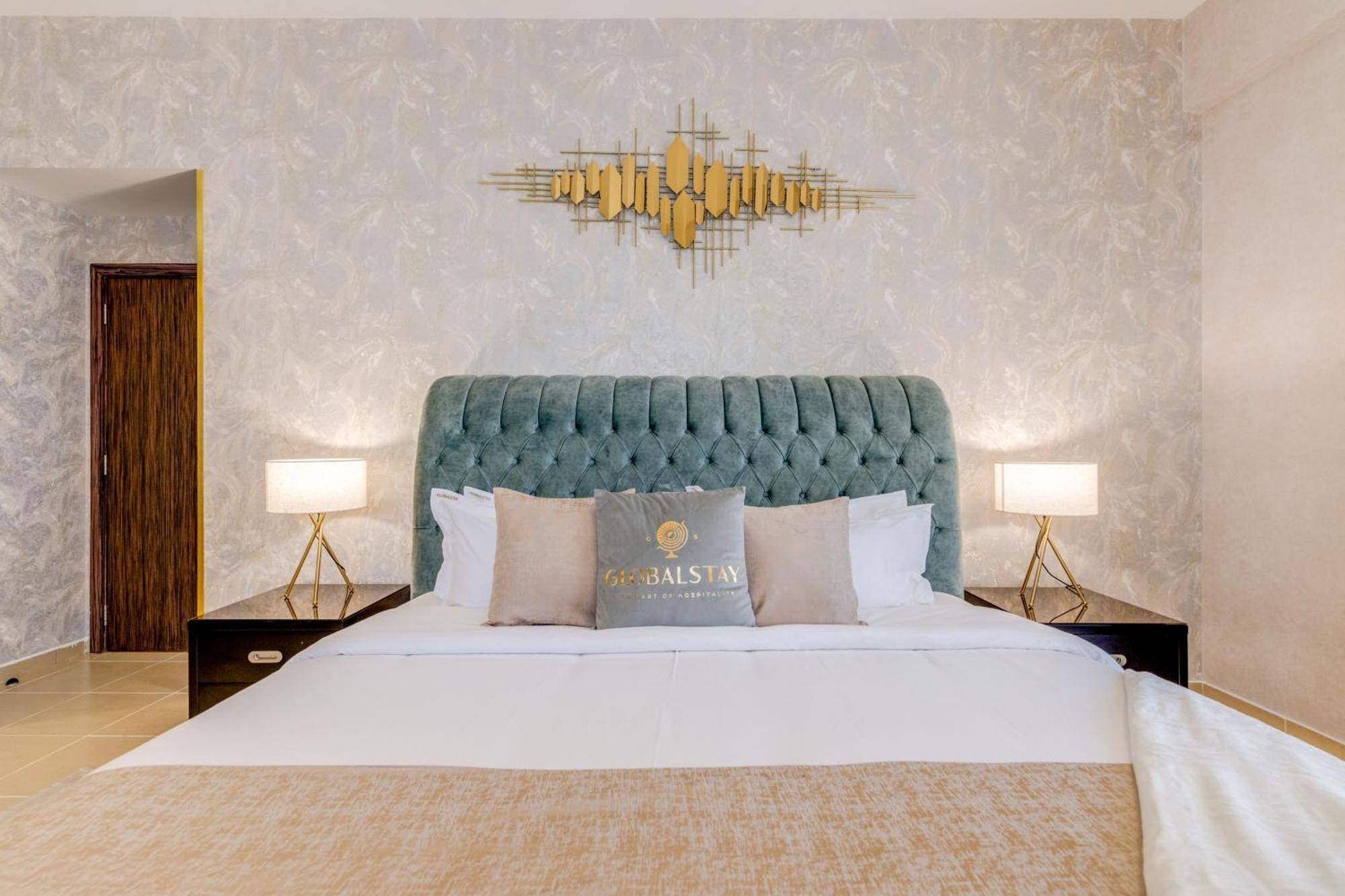 Globalstay. Modern Steps To Jbr Dubai