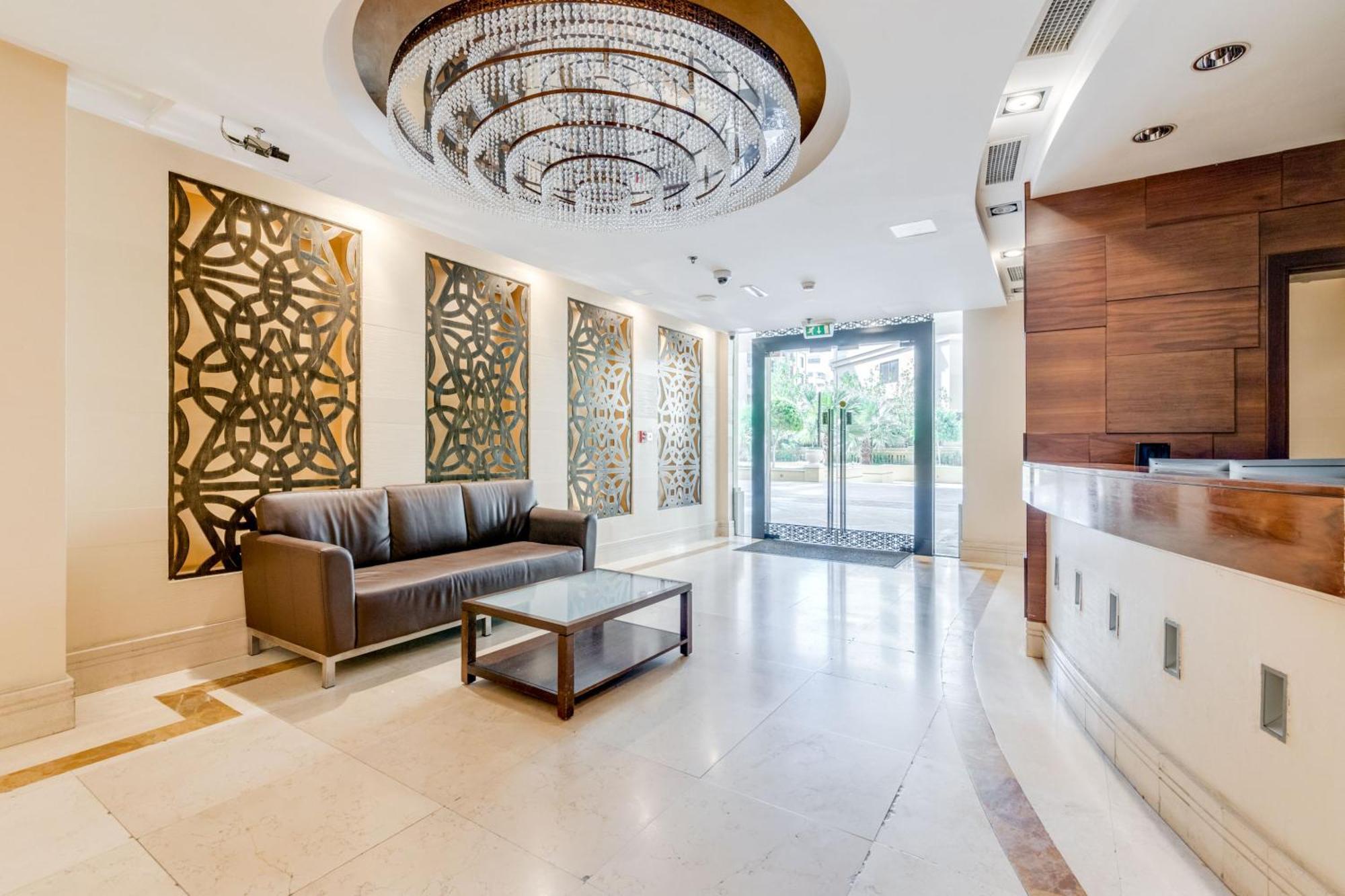 Apartment Globalstay. Modern Steps To Jbr Dubai