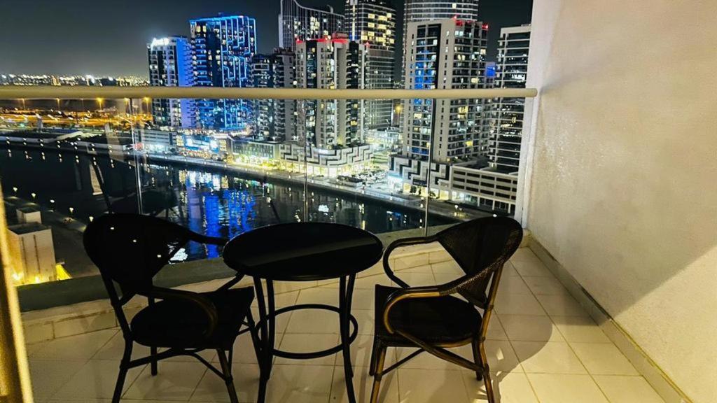 Apartment Phineek Homes Luxury With Canal View Damac Maison Prive Business Bay
