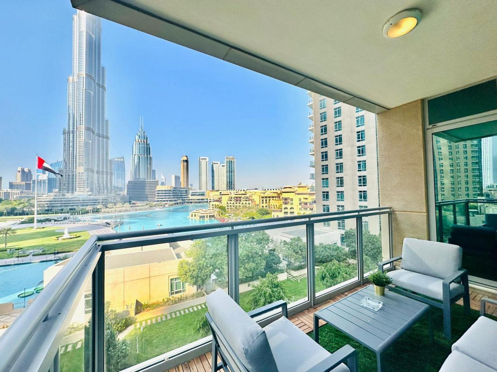 Durrani Homes - Opulent 4br Besides Burj Khalifa & Fountain Dubai