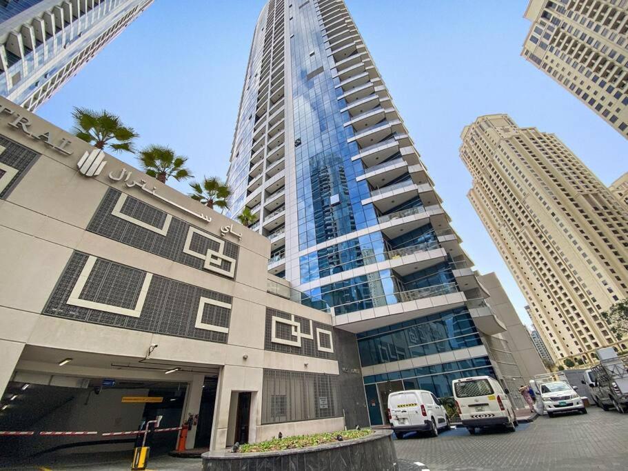Stonetree - Stylish With Amazing Building Facilities Apartment Dubai