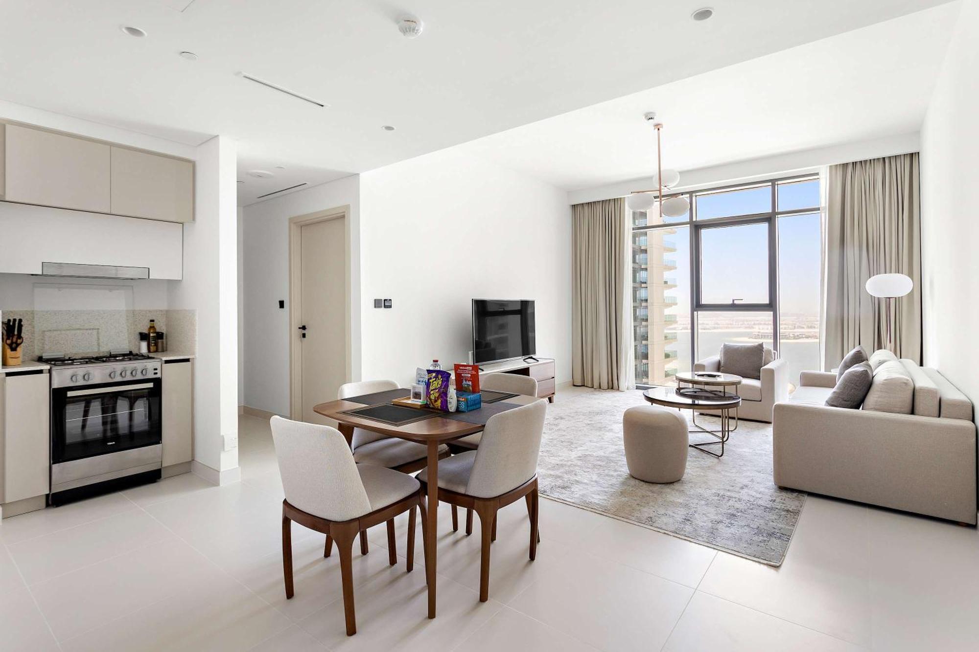 Silkhaus Palm View In Marina Vista Private