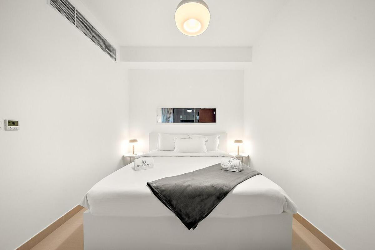 First Class 1br Burj Khalifa & Fountain View Apartment *
