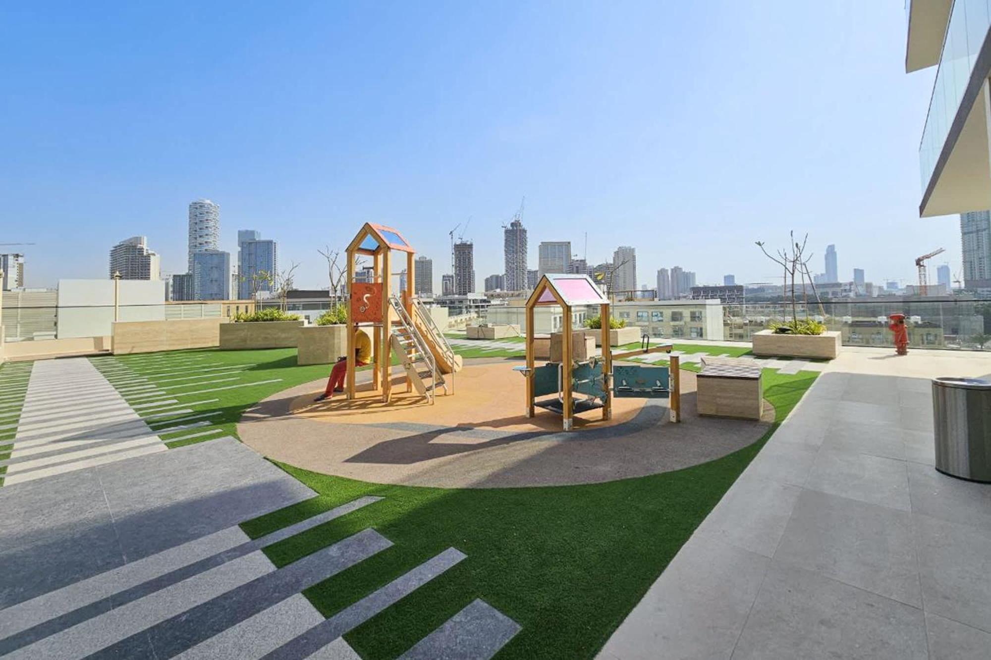Skyline Views In 1 Bedroom At Binghatti Onyx Dubai