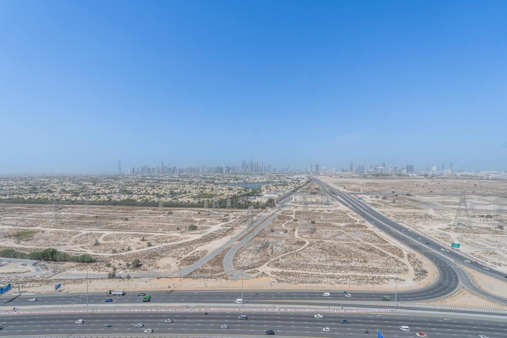 Skyline Views In 1 Bedroom At Binghatti Onyx *